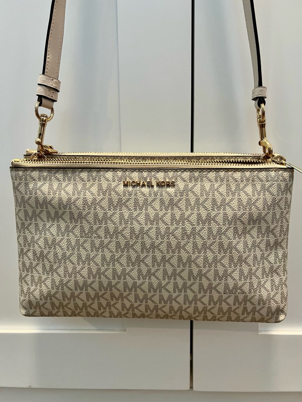 Michael Kors Jet Set Large Double Zip Wristlet Crossbody Vanilla MK Signature Go